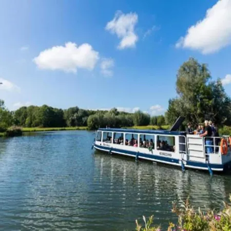 Semesterbostad By Water Near Rotterdam Simonshaven