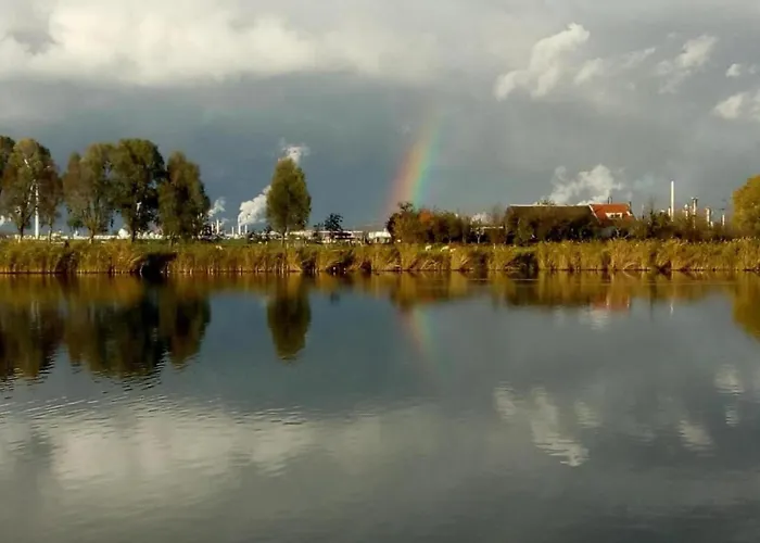 By Water Near Rotterdam Сasa de vacaciones Simonshaven