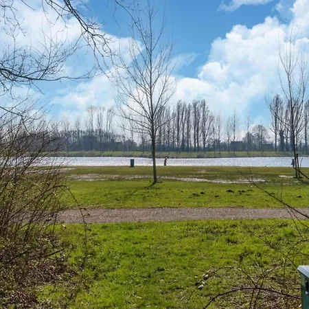 Semesterbostad By Water Near Rotterdam