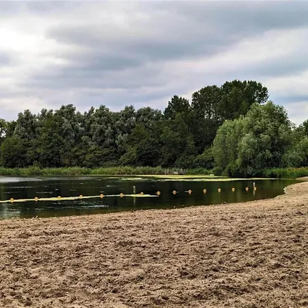 By Water Near Rotterdam Semesterbostad *